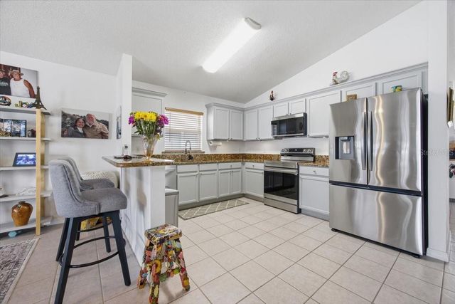 842 LOCKBREEZE DRIVE, Davenport, FL 33897