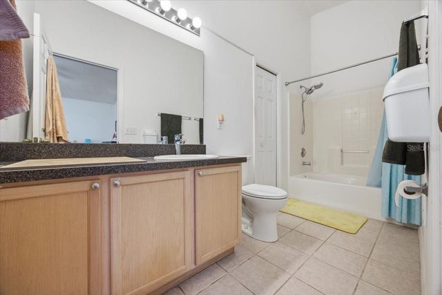 842 LOCKBREEZE DRIVE, Davenport, FL 33897