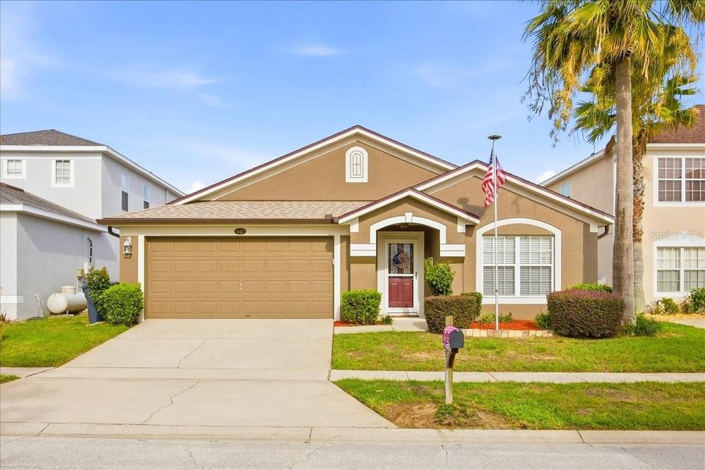 842 LOCKBREEZE DRIVE, Davenport, FL 33897