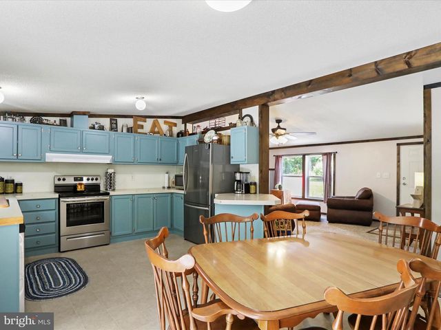 5001 WRIGHT RD, Fayetteville, PA 17222