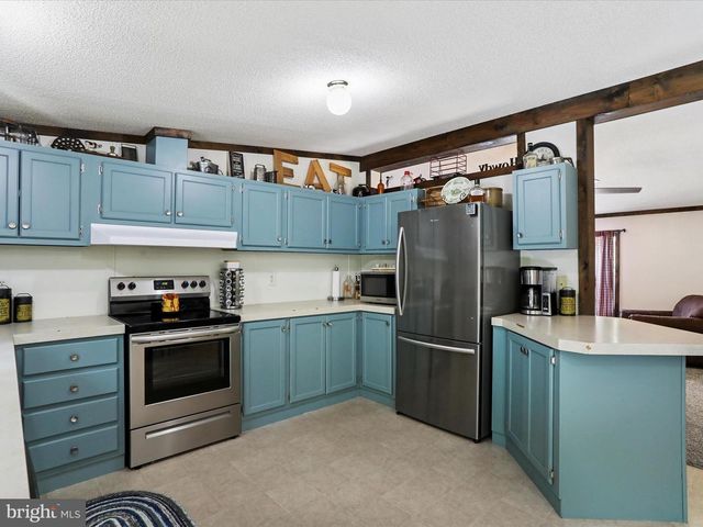 5001 WRIGHT RD, Fayetteville, PA 17222