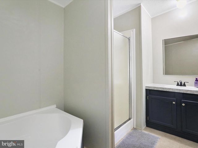 5001 WRIGHT RD, Fayetteville, PA 17222