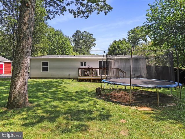 5001 WRIGHT RD, Fayetteville, PA 17222