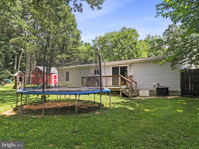 5001 WRIGHT RD, Fayetteville, PA 17222