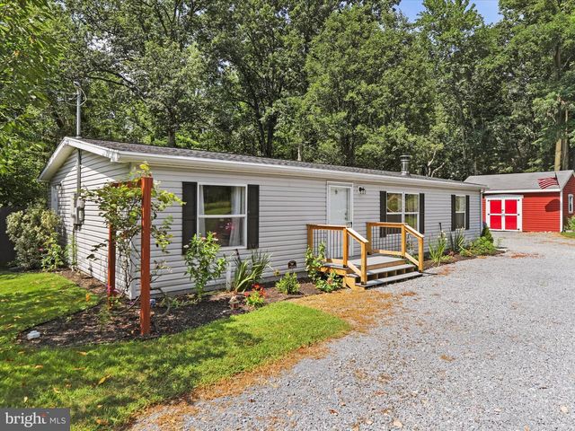 5001 WRIGHT RD, Fayetteville, PA 17222