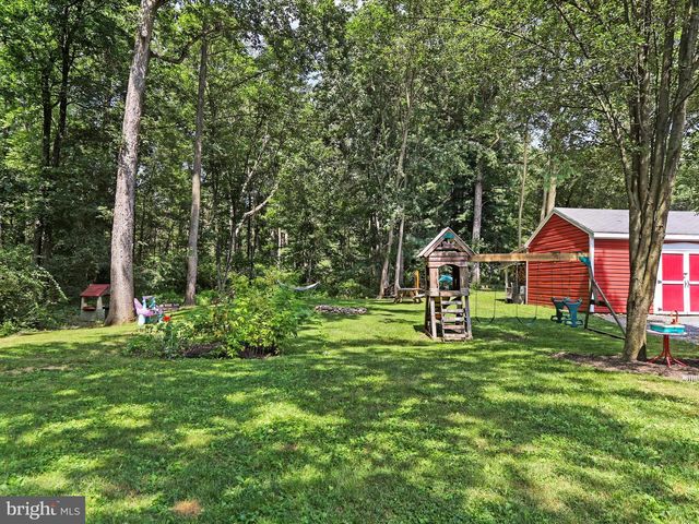 5001 WRIGHT RD, Fayetteville, PA 17222