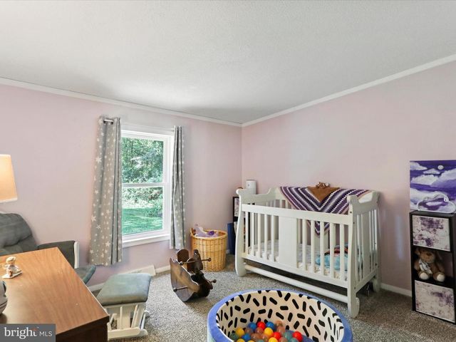 5001 WRIGHT RD, Fayetteville, PA 17222