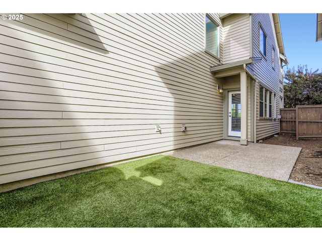 28515 Sw DUNDEE Ln, Wilsonville, OR 97070