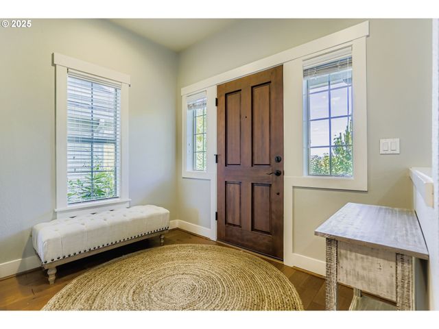 28515 Sw DUNDEE Ln, Wilsonville, OR 97070