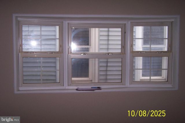 433 N RAILROAD ST, Tamaqua, PA 18252