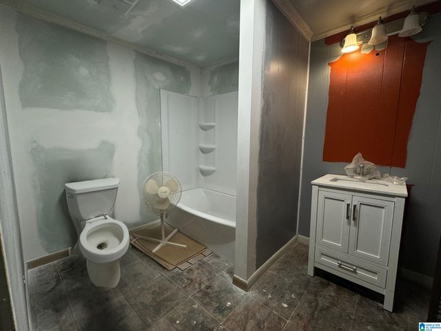 9132 3RD AVENUE, Trafford, AL 35172