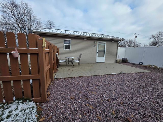 303 W Medcalf Street, Dale, IN 47579