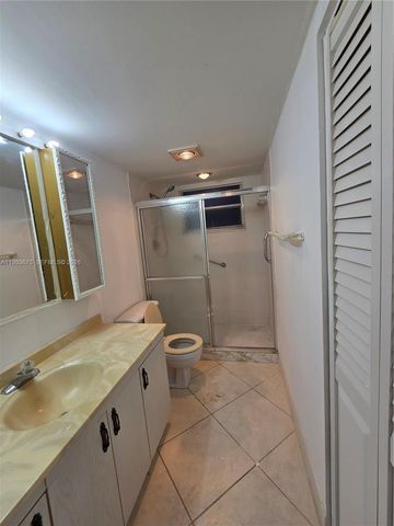 2805 Victoria Way H2, Coconut Creek, FL 33066