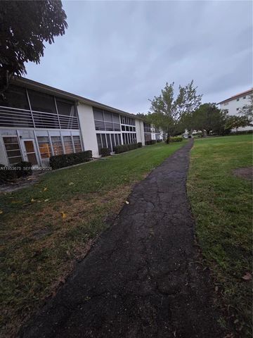 2805 Victoria Way H2, Coconut Creek, FL 33066