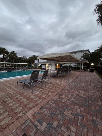 2805 Victoria Way H2, Coconut Creek, FL 33066