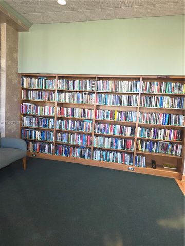 2805 Victoria Way H2, Coconut Creek, FL 33066