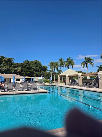 2805 Victoria Way H2, Coconut Creek, FL 33066