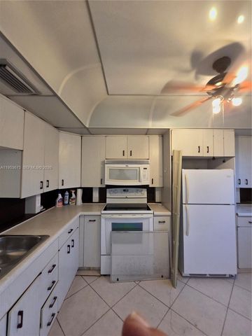 2805 Victoria Way H2, Coconut Creek, FL 33066