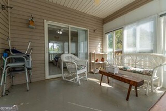 121 River Street, Hiawassee, GA 30546
