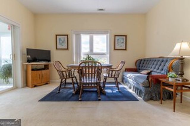121 River Street, Hiawassee, GA 30546