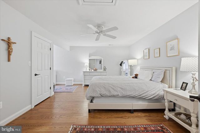 16076 BERLIN TPKE, Purcellville, VA 20132