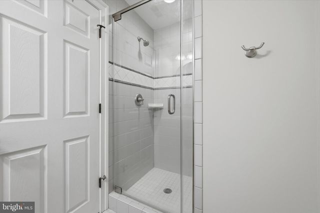 16076 BERLIN TPKE, Purcellville, VA 20132