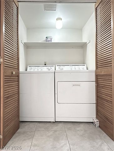 9070 Spring Mountain Road 115, Las Vegas, NV 89117