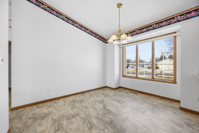 3829 10th Street N, Fargo, ND 58102