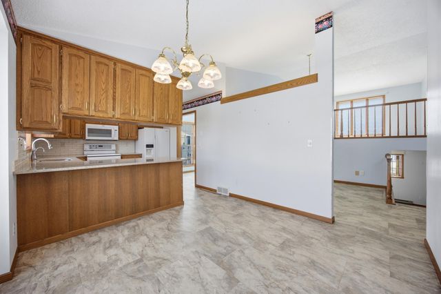 3829 10th Street N, Fargo, ND 58102