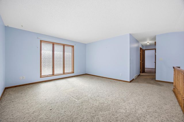 3829 10th Street N, Fargo, ND 58102