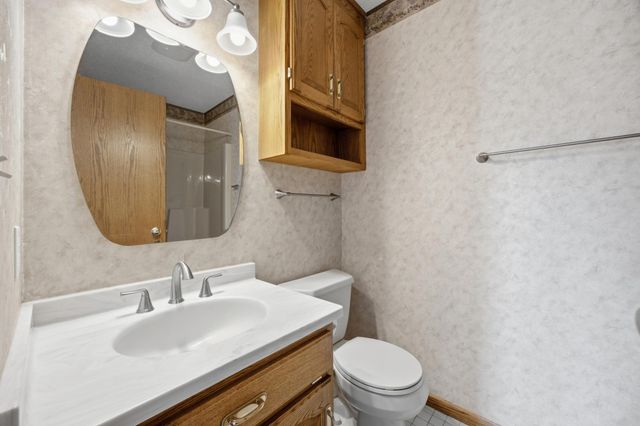 3829 10th Street N, Fargo, ND 58102