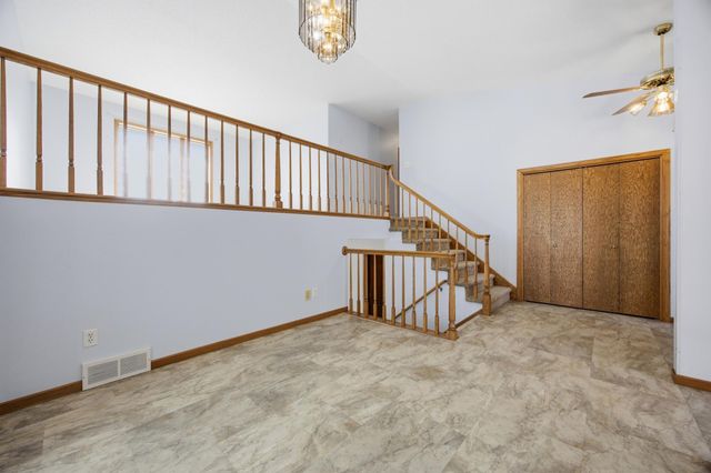 3829 10th Street N, Fargo, ND 58102