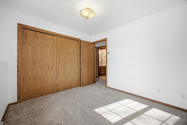 3829 10th Street N, Fargo, ND 58102