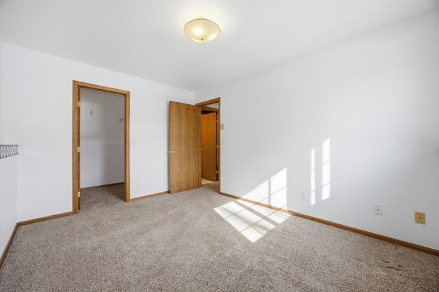 3829 10th Street N, Fargo, ND 58102