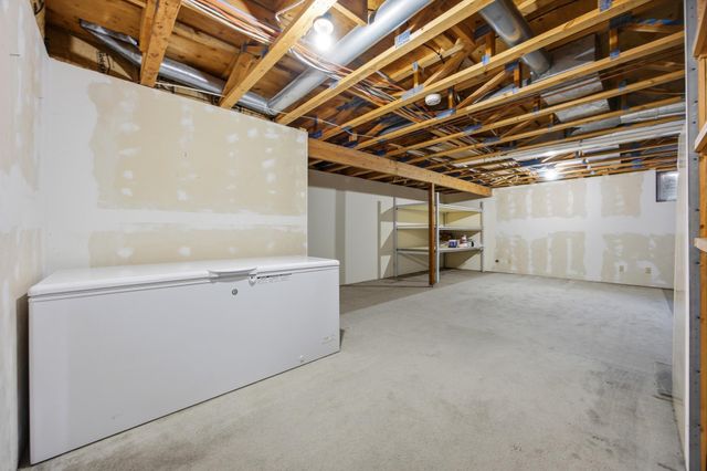 3829 10th Street N, Fargo, ND 58102