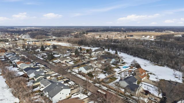 3829 10th Street N, Fargo, ND 58102