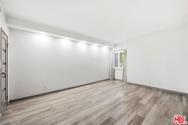 1131 Alta Loma Road 410, West Hollywood, CA 90069
