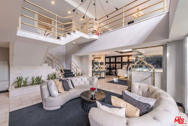 1131 Alta Loma Road 410, West Hollywood, CA 90069