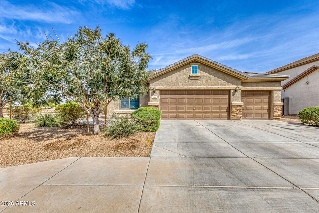 12214 W DEL RIO Lane, Avondale, AZ 85323