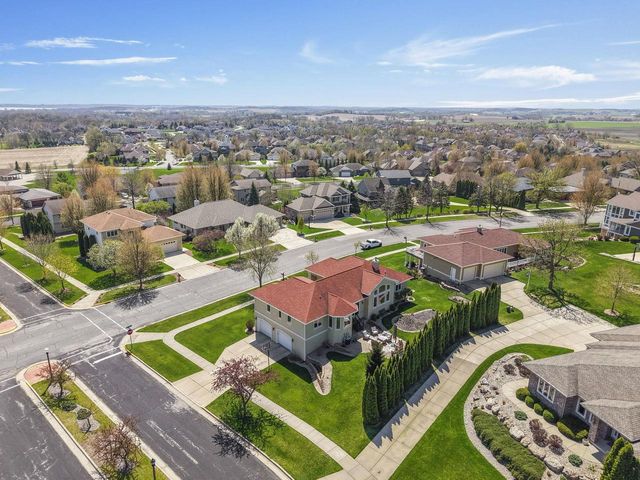 1704 Tierney Drive, Waunakee, WI 53597