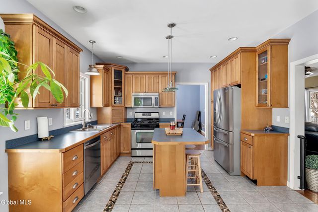 17 Terrace Road, Queensbury, NY 12804