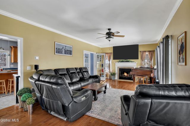 17 Terrace Road, Queensbury, NY 12804