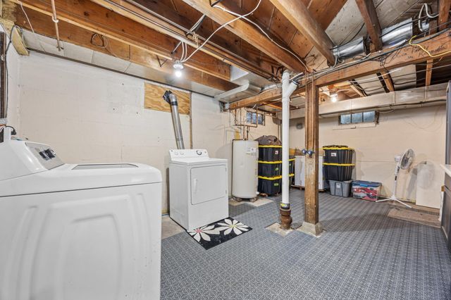 1534 10th Street S, Fargo, ND 58103