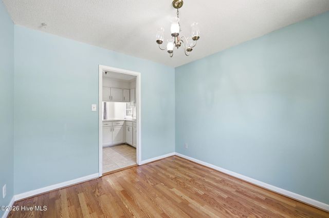 5987 Brookcliff Road, Fayetteville, NC 28304