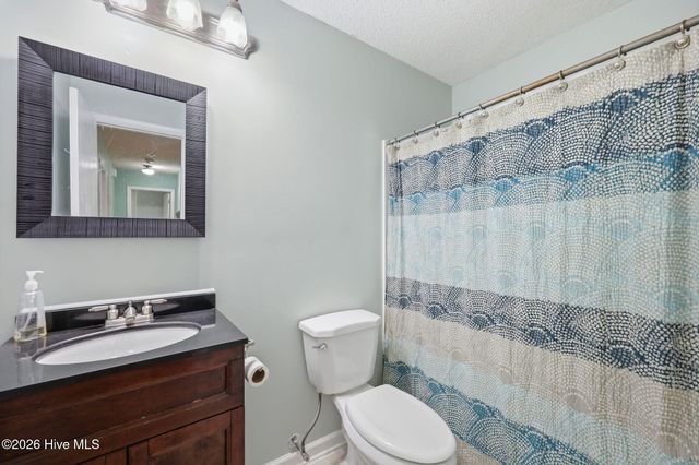 5987 Brookcliff Road, Fayetteville, NC 28304