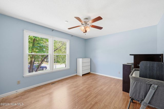 5987 Brookcliff Road, Fayetteville, NC 28304