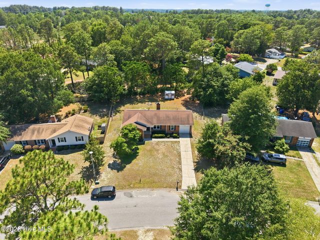 5987 Brookcliff Road, Fayetteville, NC 28304