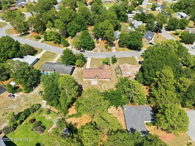 5987 Brookcliff Road, Fayetteville, NC 28304