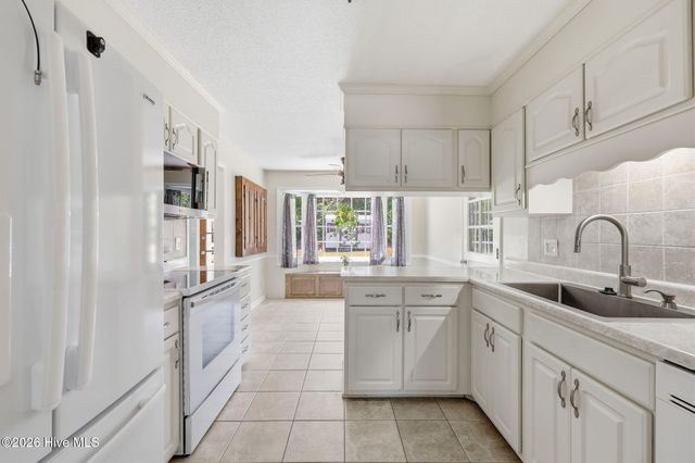 5987 Brookcliff Road, Fayetteville, NC 28304