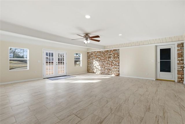 819 W Adams Street, Purcell, OK 73080